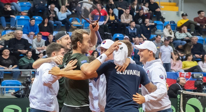 Slovensko šokovalo Srbov a víťazí 4:0